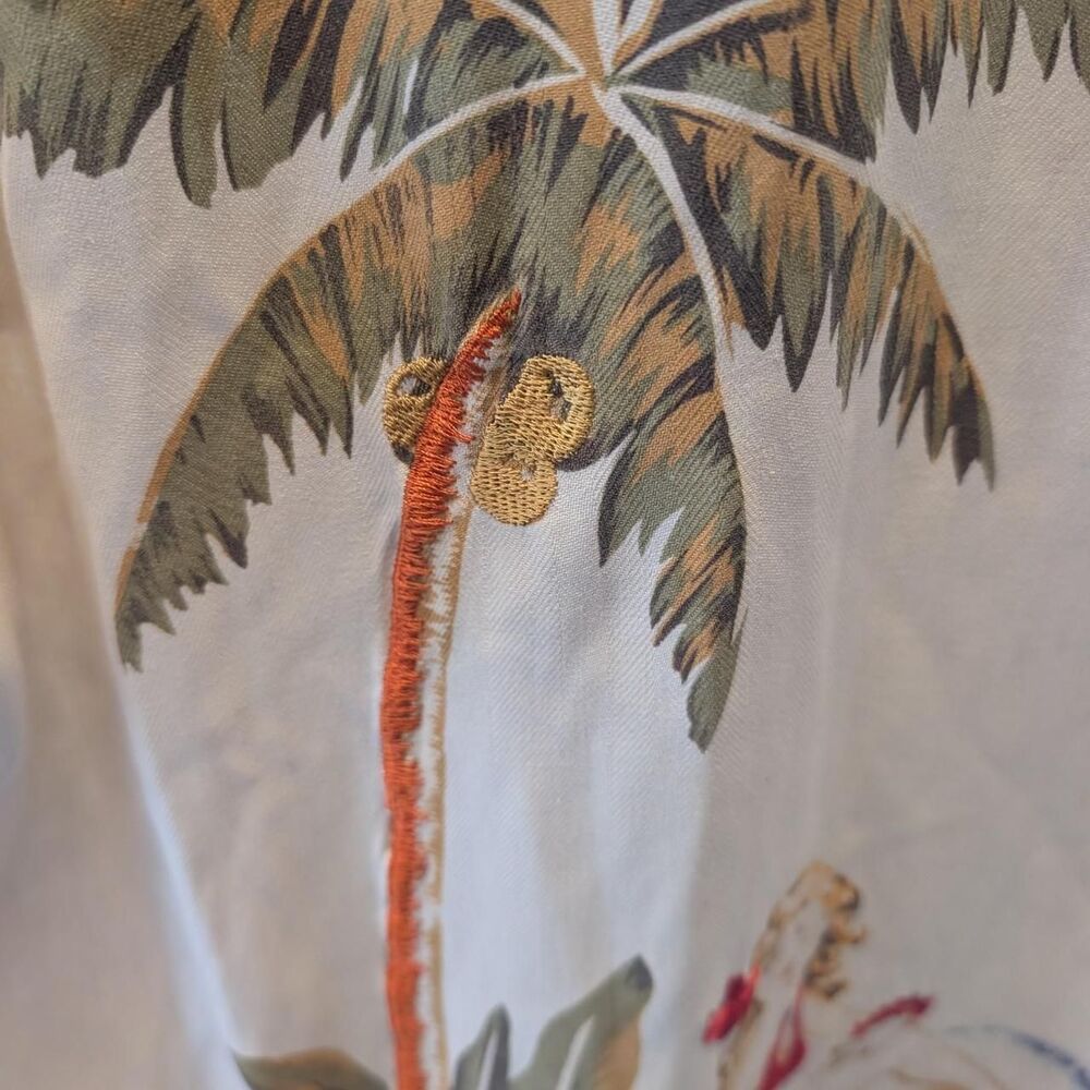 Paradise Men's White and Cream Shirt